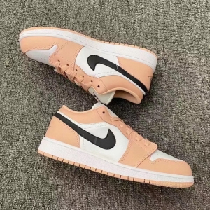 特别版NIKE 耐克Air Jordan 1 Low 