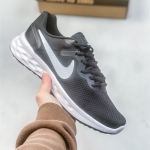 Nike REVOLUTION 6休闲透气运动跑步鞋 男女款